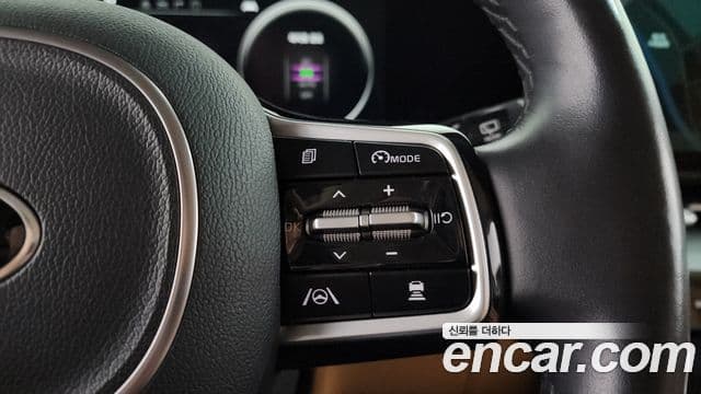 Kia Carnival 2021 — Şəkil 16/20