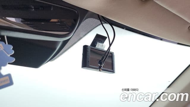 Kia Carnival 2021 — Şəkil 17/20