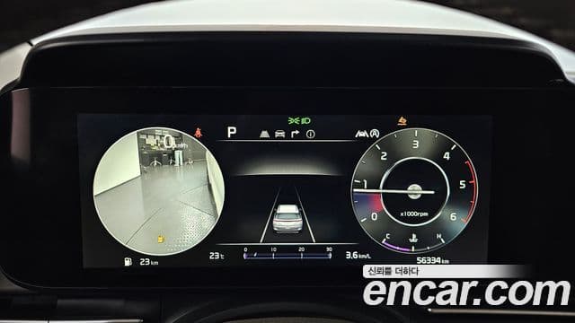 Kia Carnival 2021 — фото 8 из 20