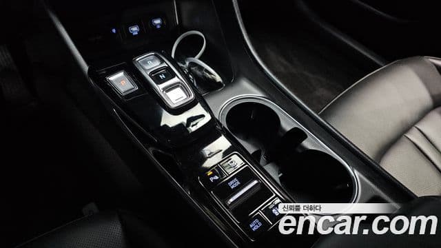 Hyundai Sonata Hybrid 2020 — ფოტო 1/20