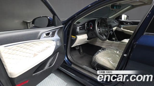Genesis G70 2019 — ფოტო 10/20