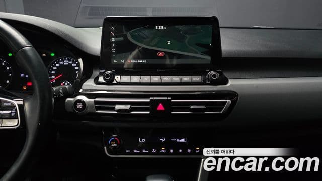 Kia Seltos 2022 — Şəkil 14/20