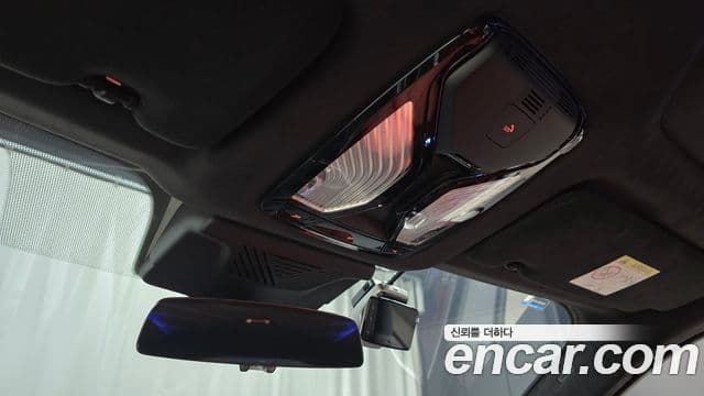 BMW XM 2024 — Photo 23/33