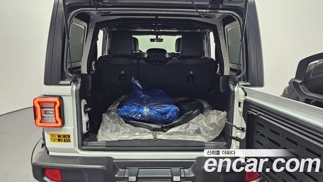 Jeep Wrangler 2021 — Şəkil 20/20