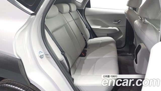 Hyundai Kona 2023 — Şəkil 11/20