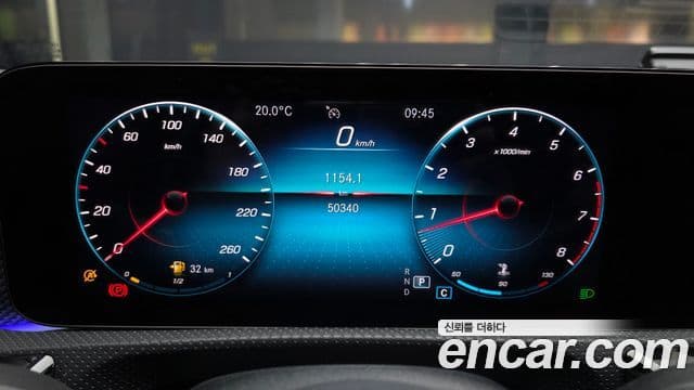 Mercedes-Benz A-Class 2021 — ფოტო 8/20