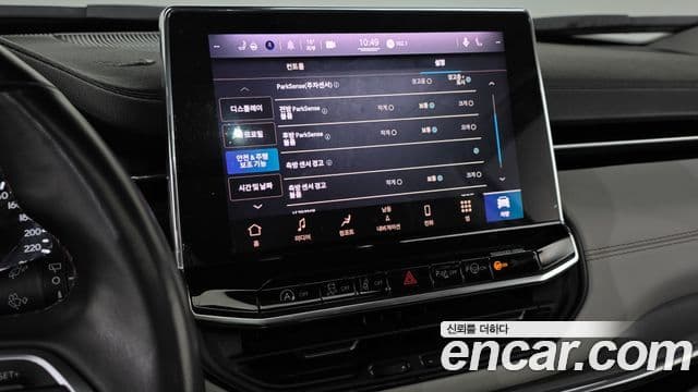 Jeep Compass 2022 — Фото 19/20