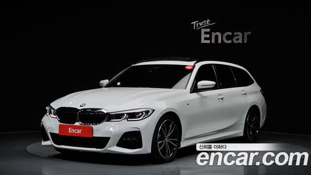 BMW 3 Series, 2022
