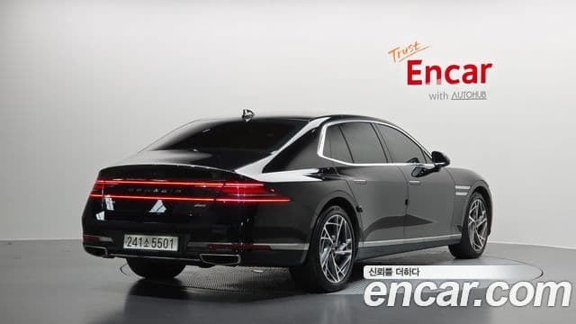 Genesis G90 2022 — Photo 35/35