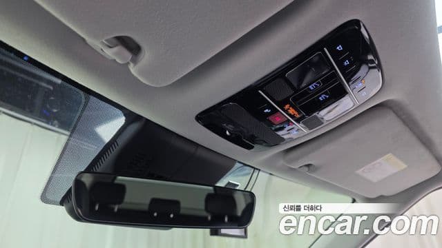 Hyundai Santa Fe 2024 — ფოტო 17/20