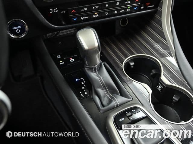 Lexus RX450h 2019 — ფოტო 14/20