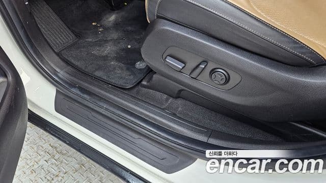 Kia Carnival 2022 — Şəkil 19/20
