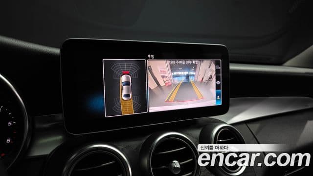 Mercedes-Benz C-Class 2019 — фото 15 из 20