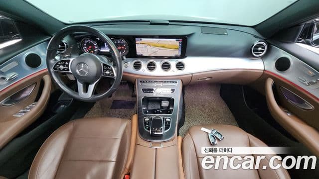 Mercedes-Benz E-Class 2020 — Şəkil 7/20