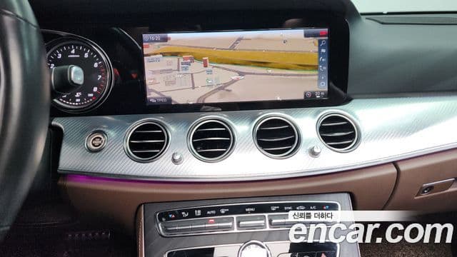 Mercedes-Benz E-Class 2020 — Şəkil 12/20