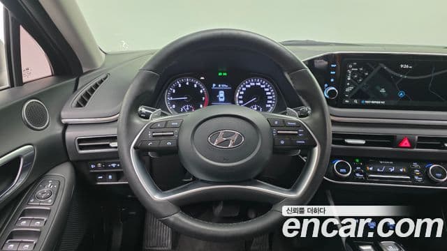 Hyundai Sonata 2021 — фото 14 из 20