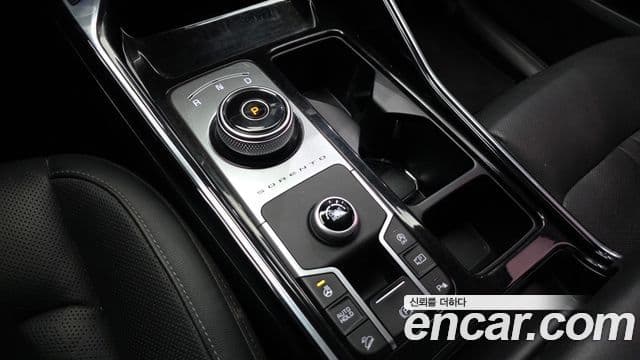 Kia Sorento 2020 — фото 9 из 20