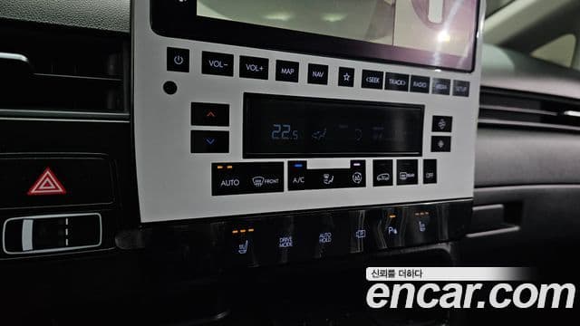 Hyundai Staria 2025 — Şəkil 17/20
