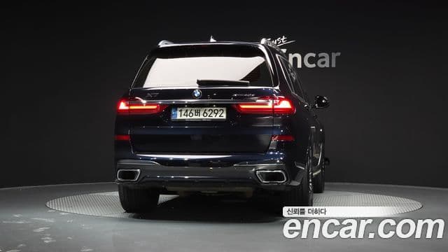 BMW X7 2021 — ფოტო 4/20