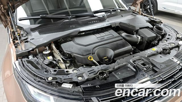 Land Rover Range Rover Evoque 2025 — ფოტო 6/20
