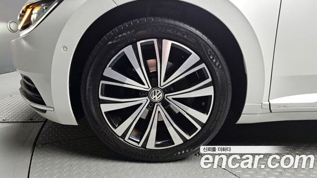 Volkswagen Arteon 2019 — фото 5 из 20