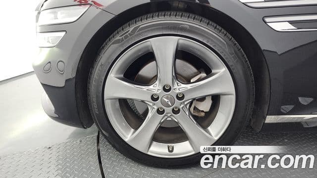 Genesis Electrified G80 2020 — ფოტო 5/20