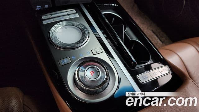 Genesis Electrified G80 2020 — ფოტო 9/20