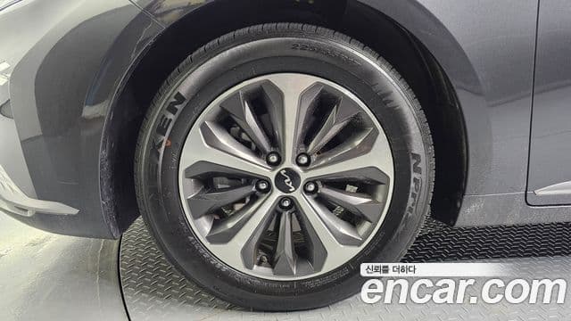 Kia K8 2022 — фото 5 из 20