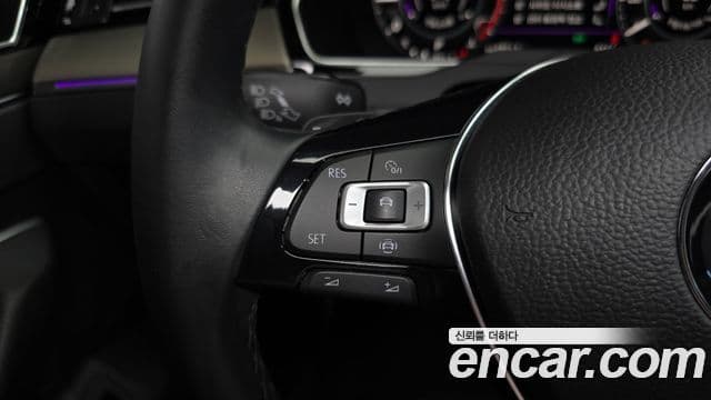 Volkswagen Arteon 2019 — Şəkil 16/20