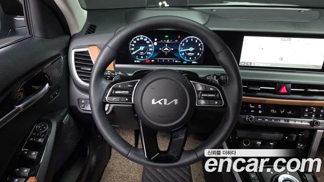 Kia Seltos 2025 — ფოტო 14/20