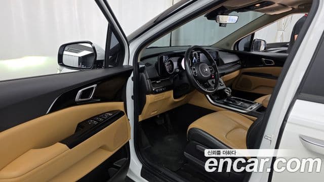Kia Carnival 2021 — Фото 10/20