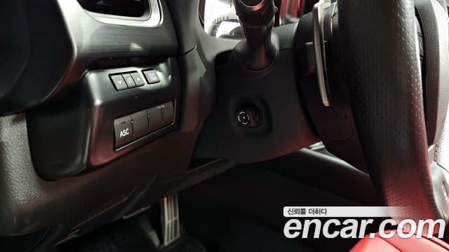 Lexus UX250h 2023 — ფოტო 14/20