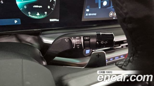 Hyundai Grandeur 2022 — ფოტო 18/20