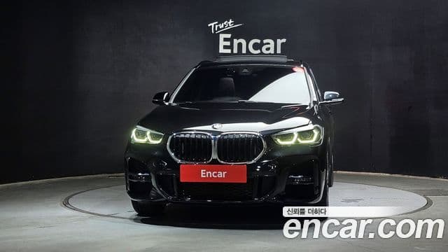 BMW X1 2022 — Şəkil 3/20