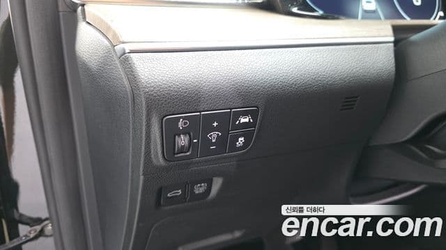Kia K5 2023 — ფოტო 13/20