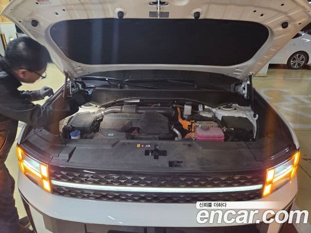 Hyundai Santa Fe 2024 — фото 10 из 11