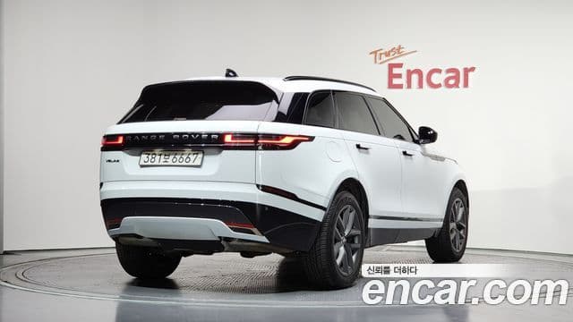 Land Rover Range Rover Velar 2025 — ფოტო 2/20