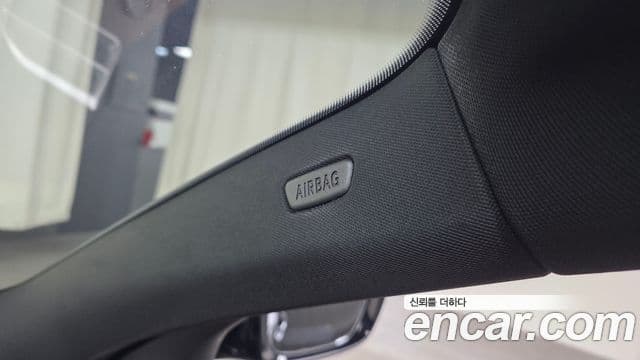 BMW 3 Series 2025 — Photo 23/33