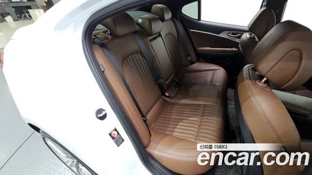 Genesis G70 2019 — Şəkil 11/20