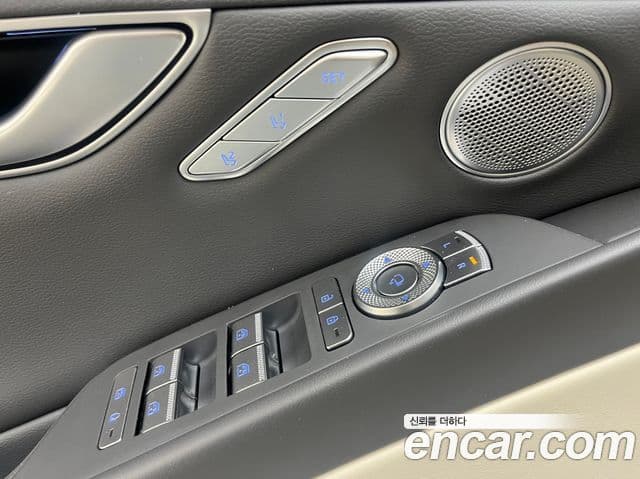 Genesis Electrified G80 2022 — Şəkil 12/20