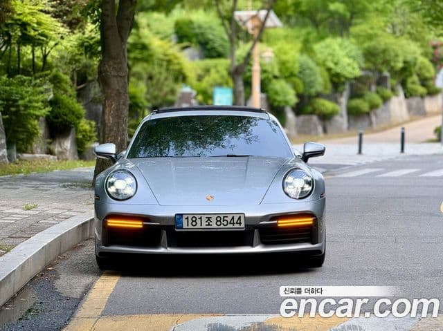 Porsche 911 2020 — Şəkil 1/18