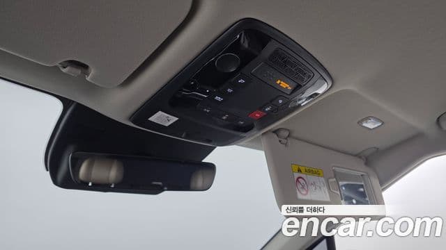 Kia Carnival 2025 — Фото 18/20