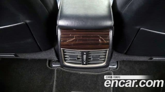 Lexus ES300h 2018 — ფოტო 14/20