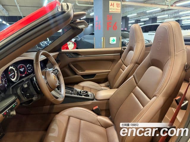 Porsche 911 2022 — ფოტო 11/19
