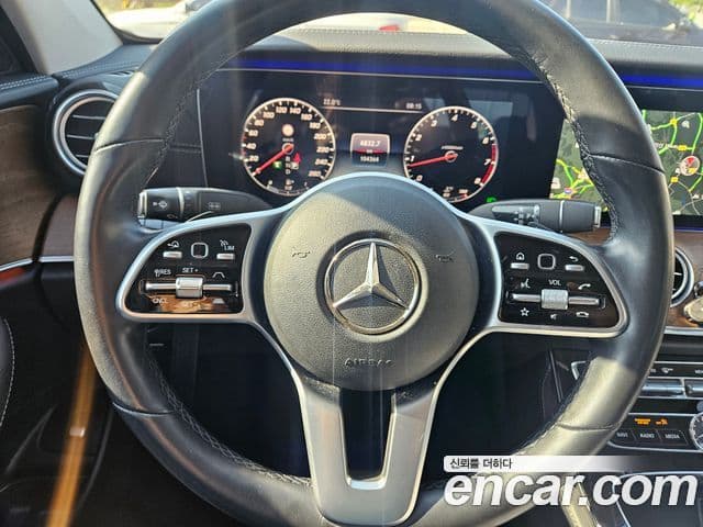 Mercedes-Benz E-Class 2020 — Şəkil 9/20