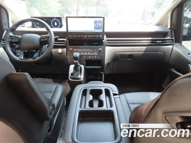 Hyundai Staria 2026 — ფოტო 14/20