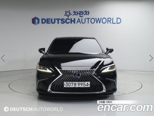 Lexus ES300h 2019 — ფოტო 5/20