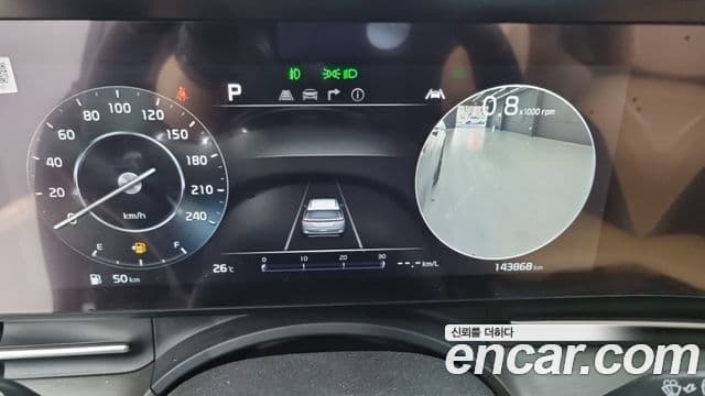 Kia Carnival 2020 — ფოტო 7/17