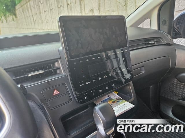 Hyundai Staria 2021 — фото 20 из 20