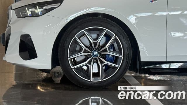 BMW i5 2025 — ფოტო 20/20